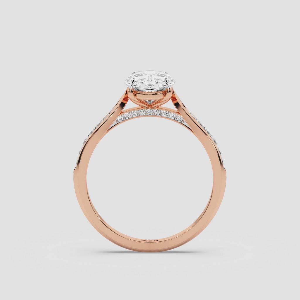 Lumière Oval Solitaire