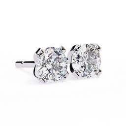 Majestic Round Prong Earring